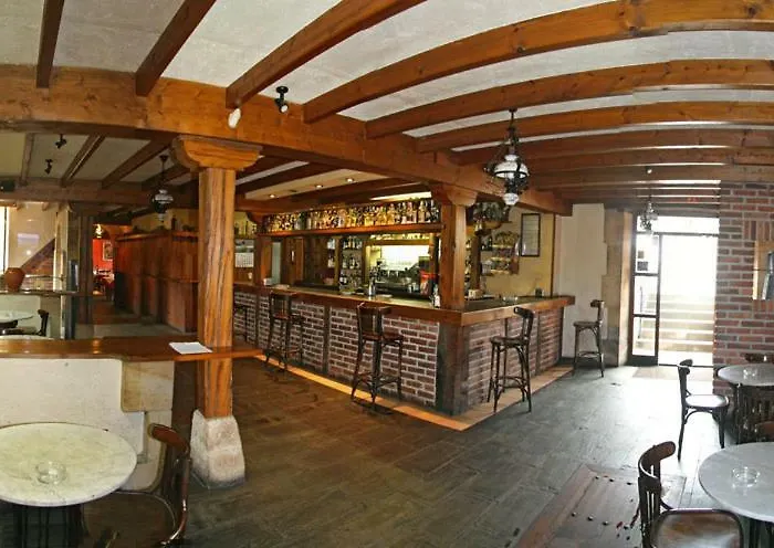 Hotel Restaurante Casa Juanchu *